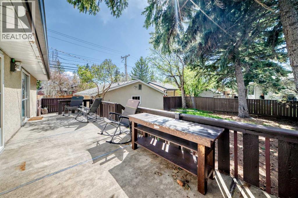 5007 Vallance Crescent NW - 17
