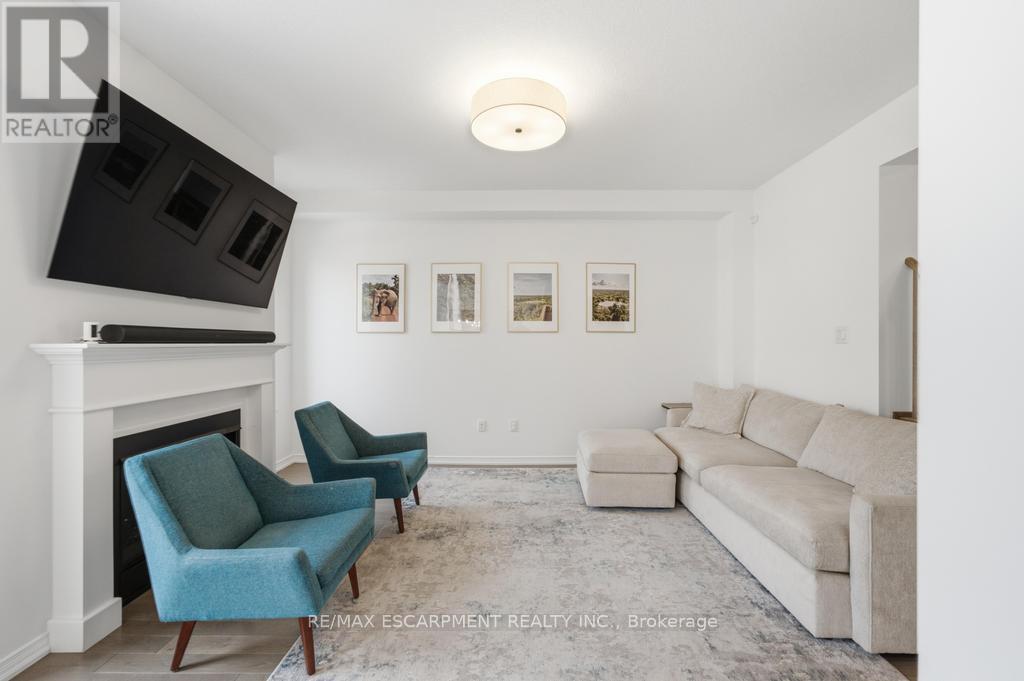 10 COOKE AVENUE - 11