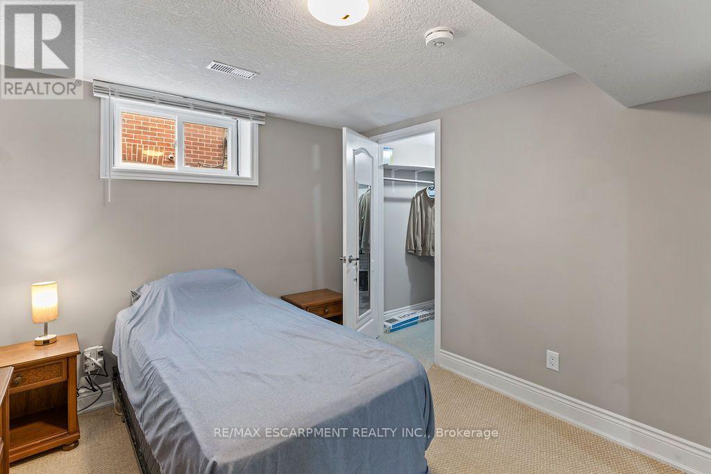 340 UPPER GAGE AVENUE - Image 31