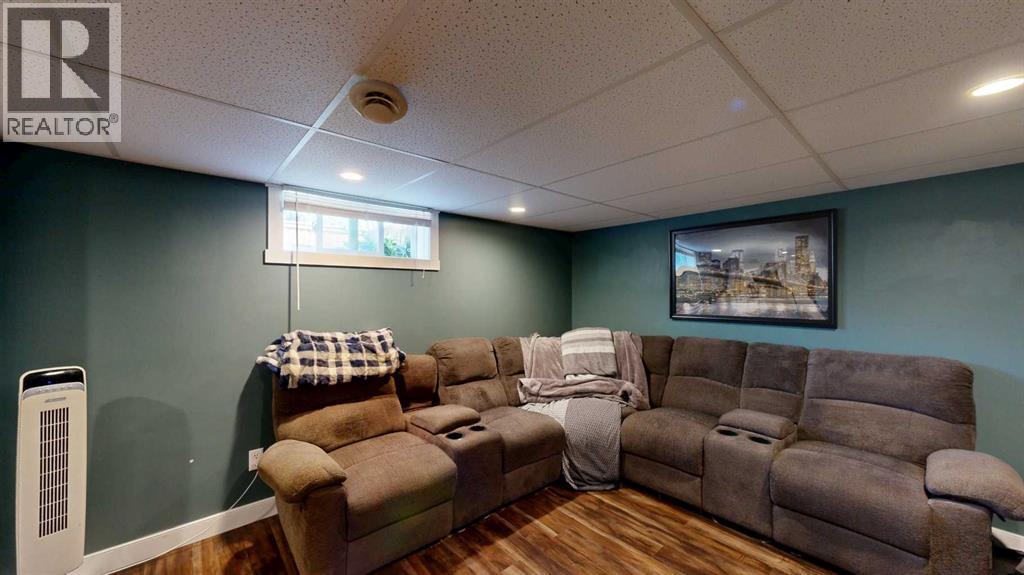 Listing photo – 4820 46 Street, Stettler