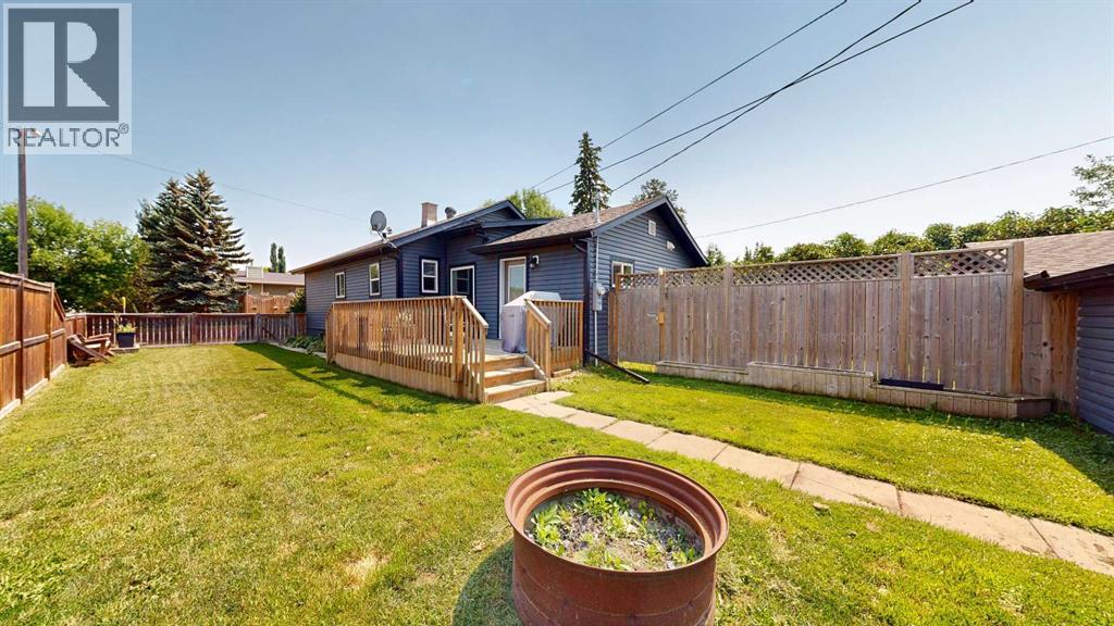 Listing photo – 4820 46 Street, Stettler