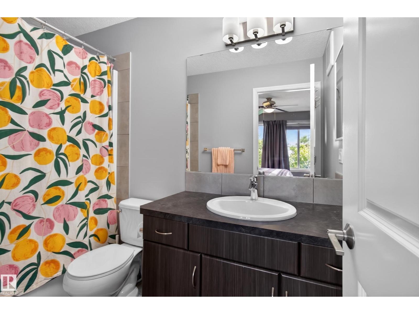 9847 220 ST NW - 18