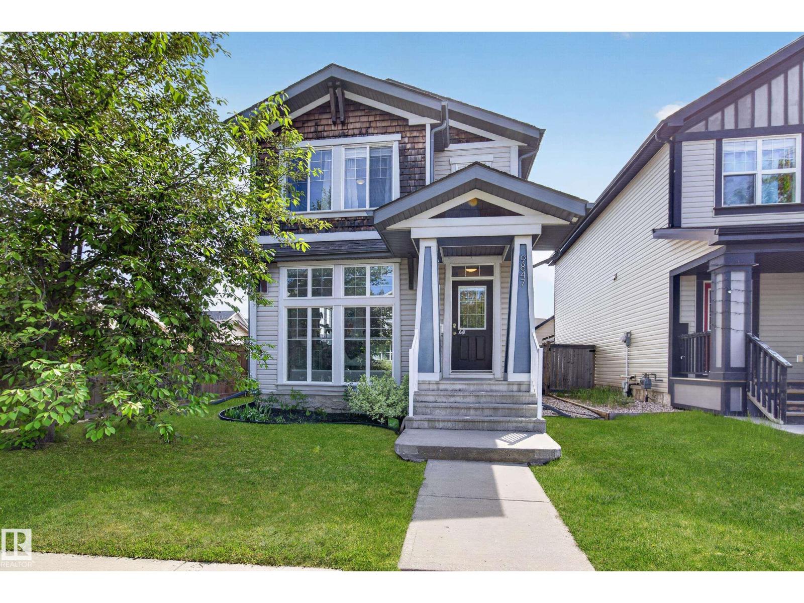 9847 220 ST NW - 2