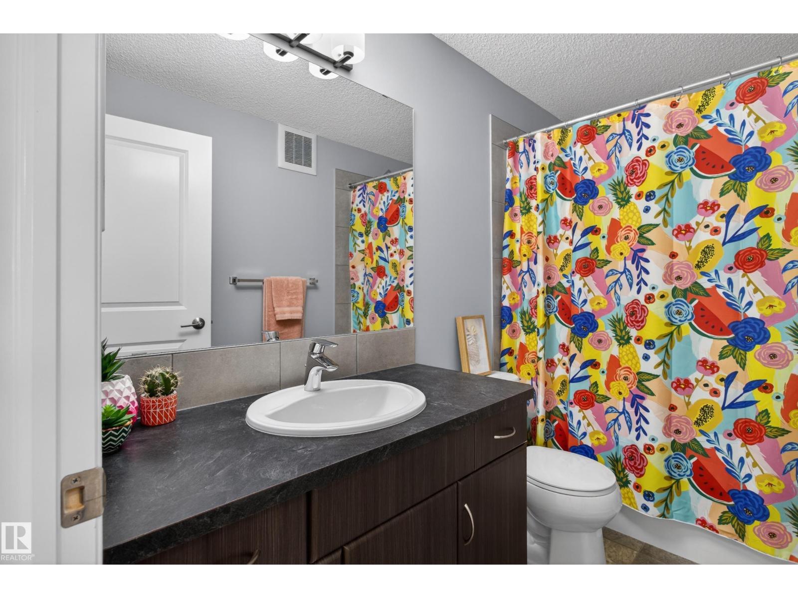 9847 220 ST NW - 23