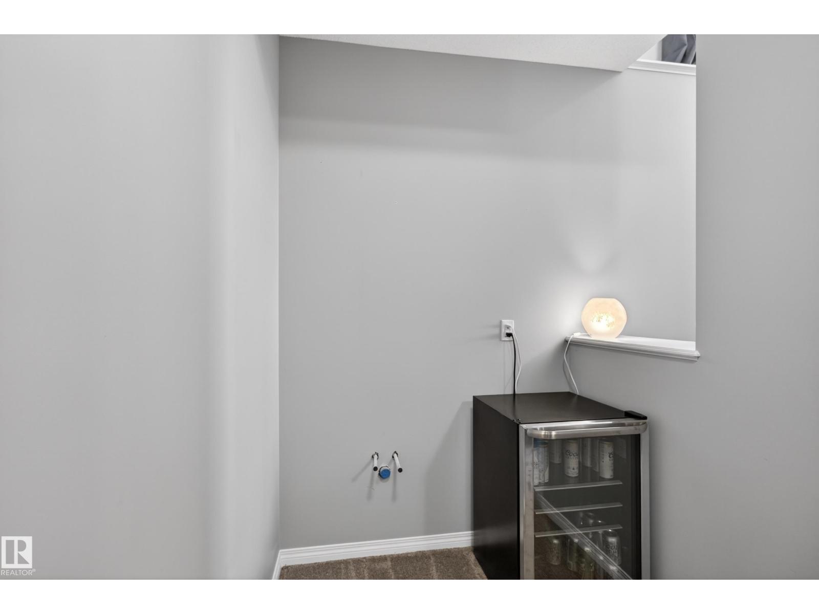 9847 220 ST NW - 26