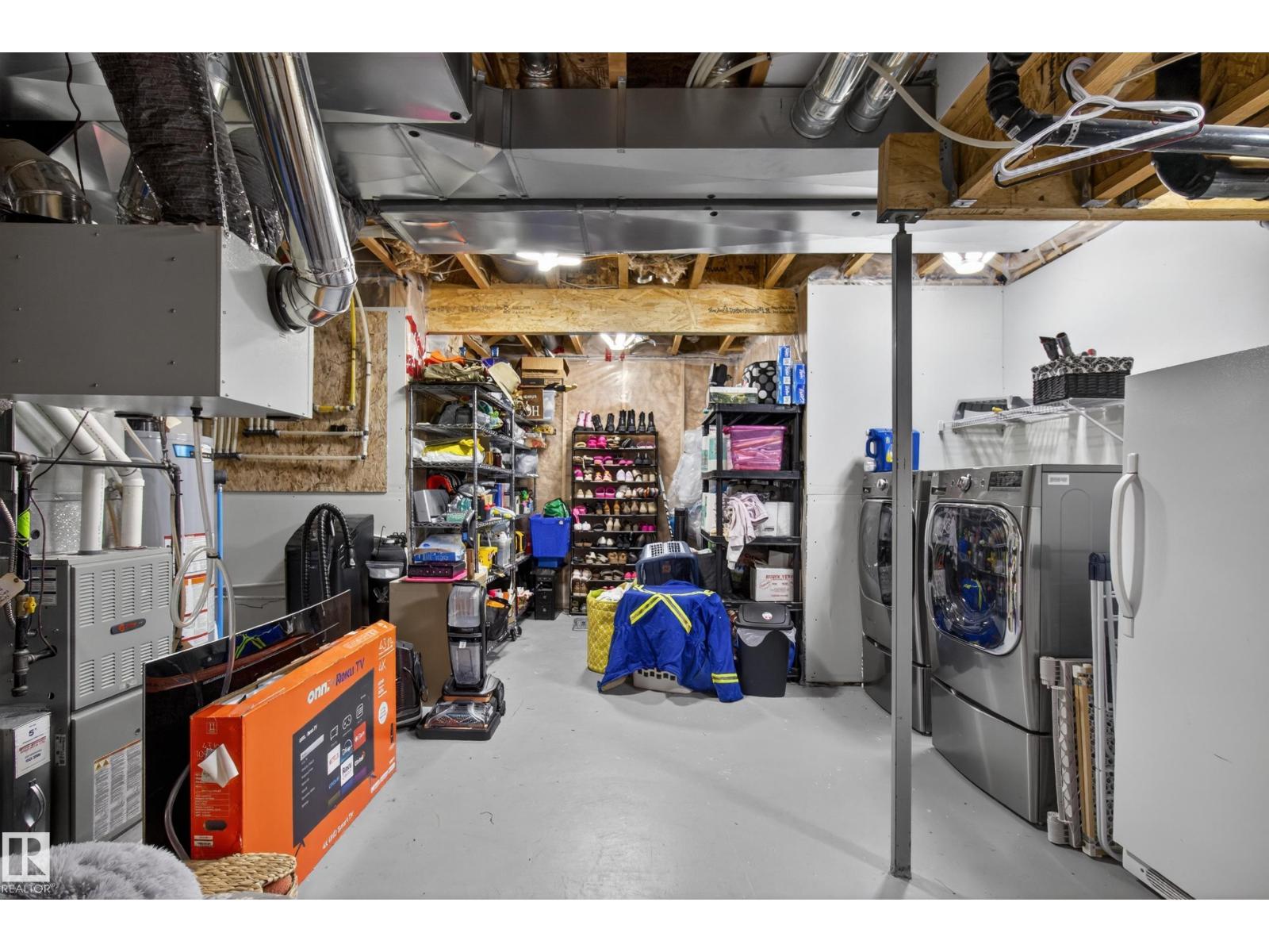 9847 220 ST NW - 27