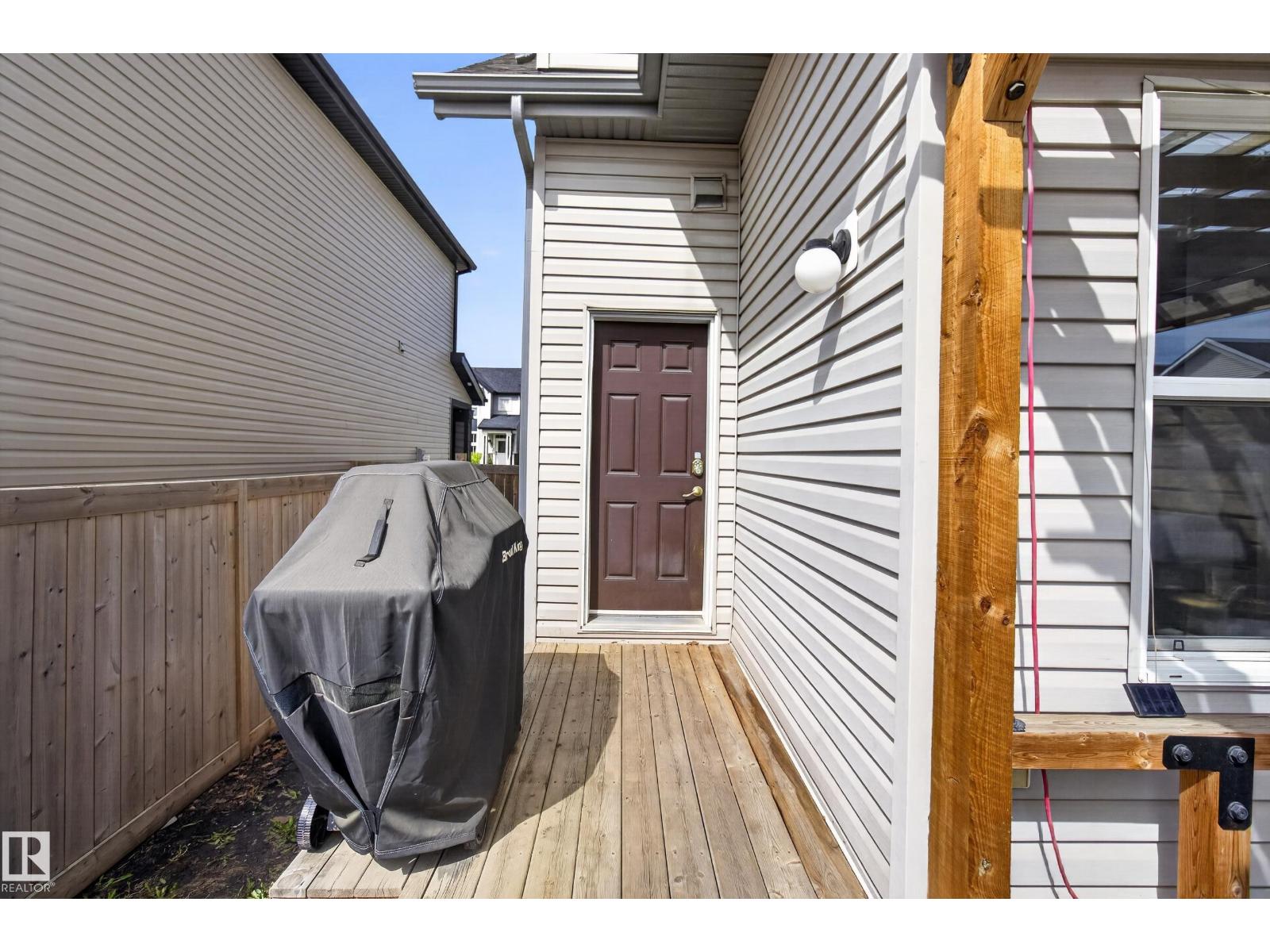 9847 220 ST NW - 33