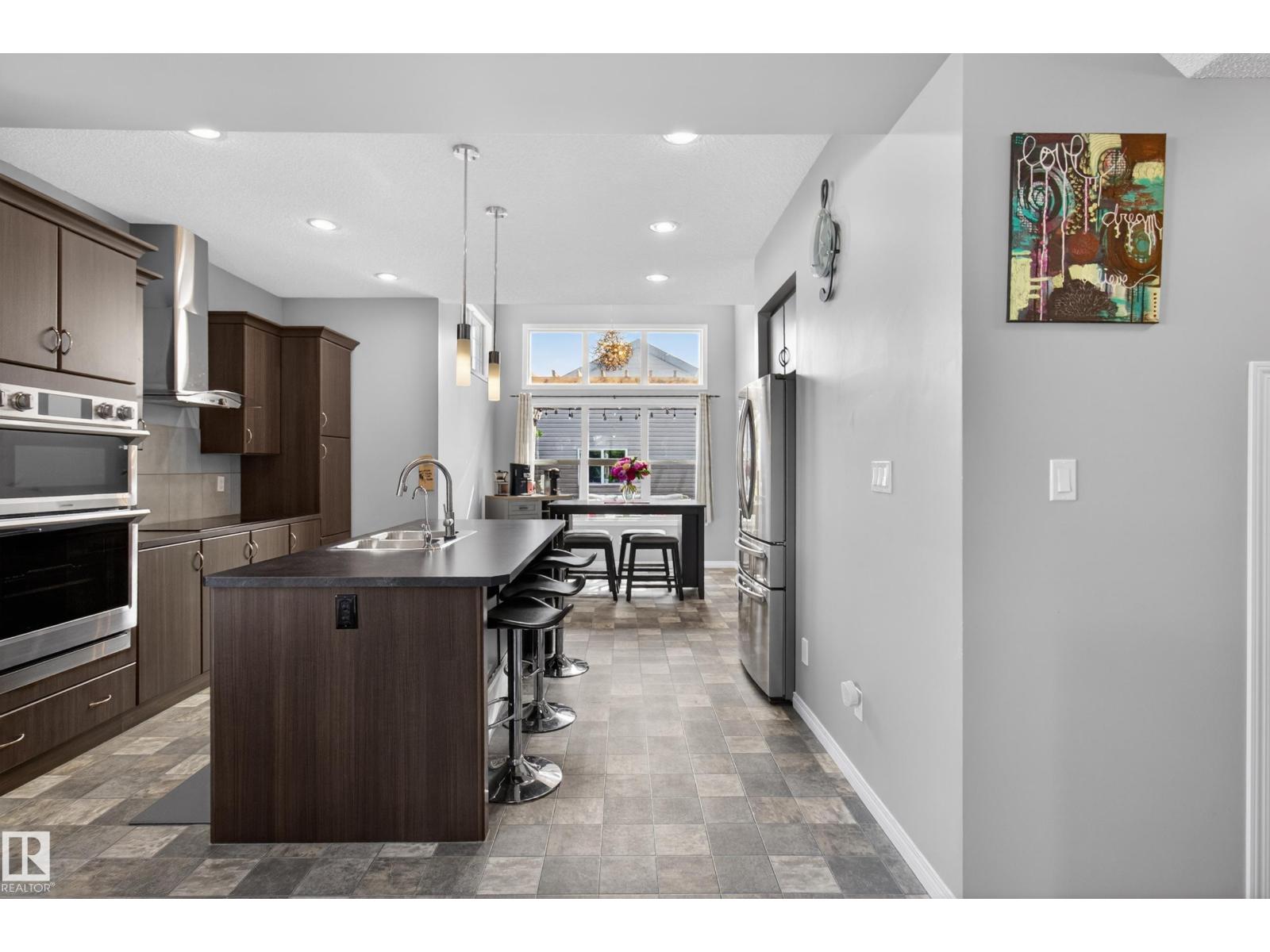 9847 220 ST NW - 8