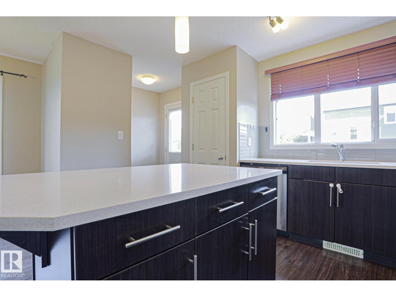 489 ORCHARDS BV SW SW - 15