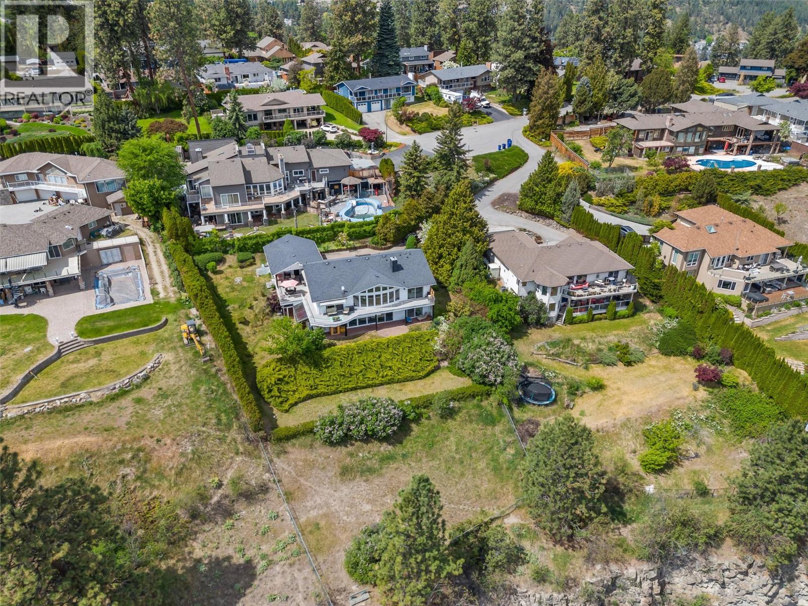 2157 Alexander Place - 66
