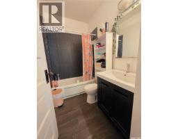 Bedroom - 1072 104th Street, North Battleford, SK S9A1N4 Photo 8