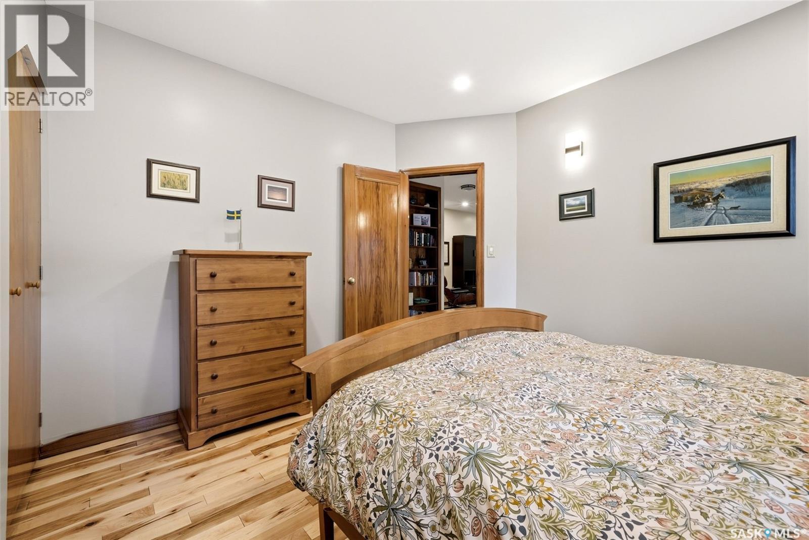 2950 Albert STREET - Image 34