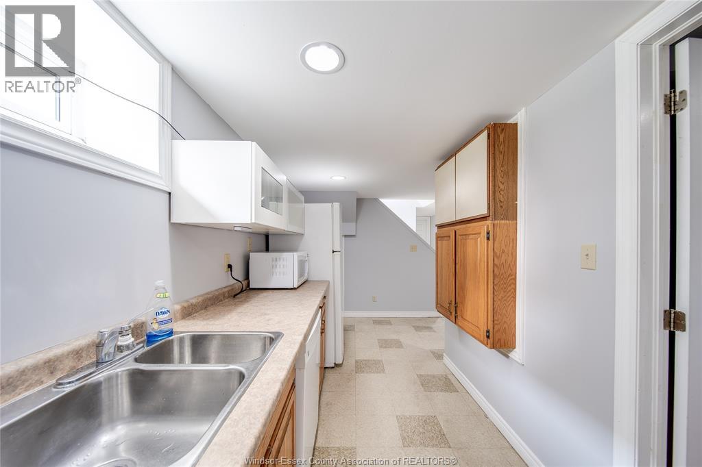 563 INDIAN ROAD - 25