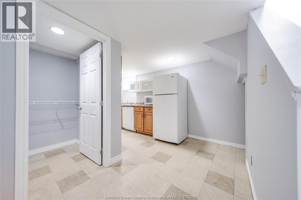563 INDIAN ROAD - 26