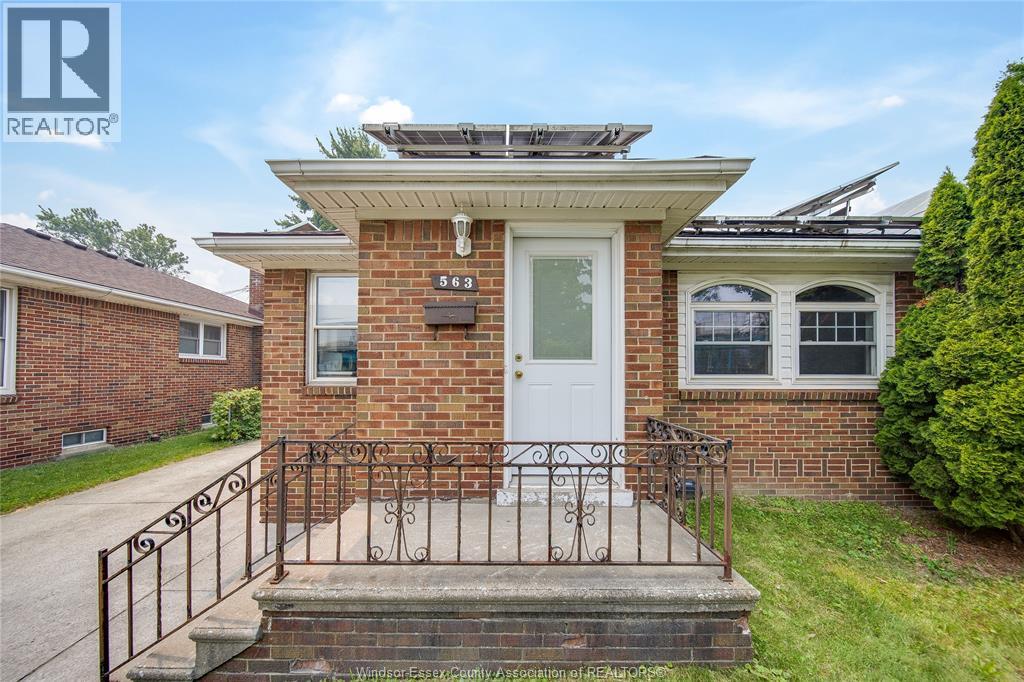 563 INDIAN ROAD - 3
