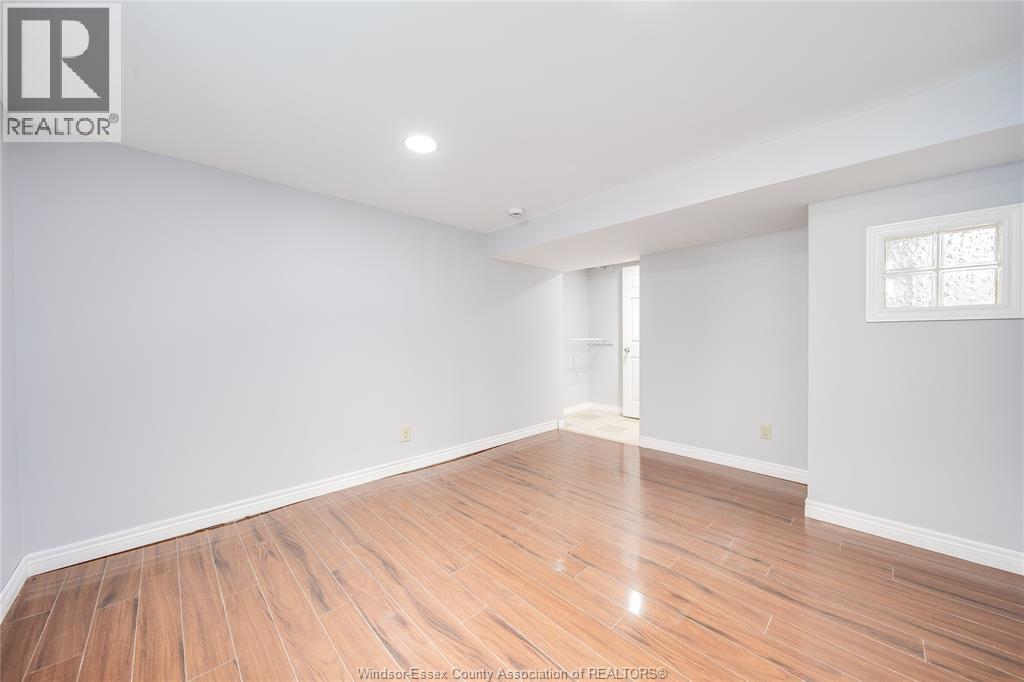 563 INDIAN ROAD - 30