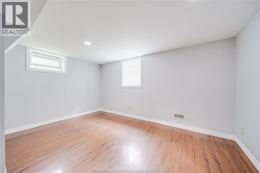 563 INDIAN ROAD - 31