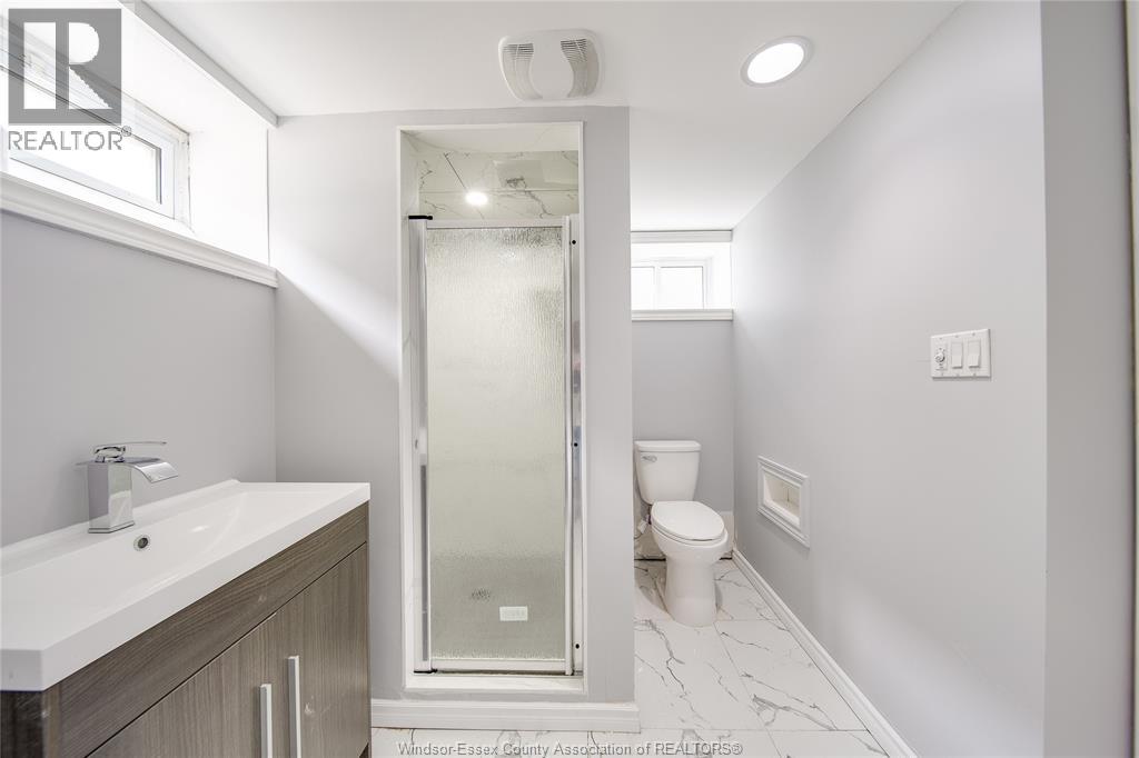 563 INDIAN ROAD - 33