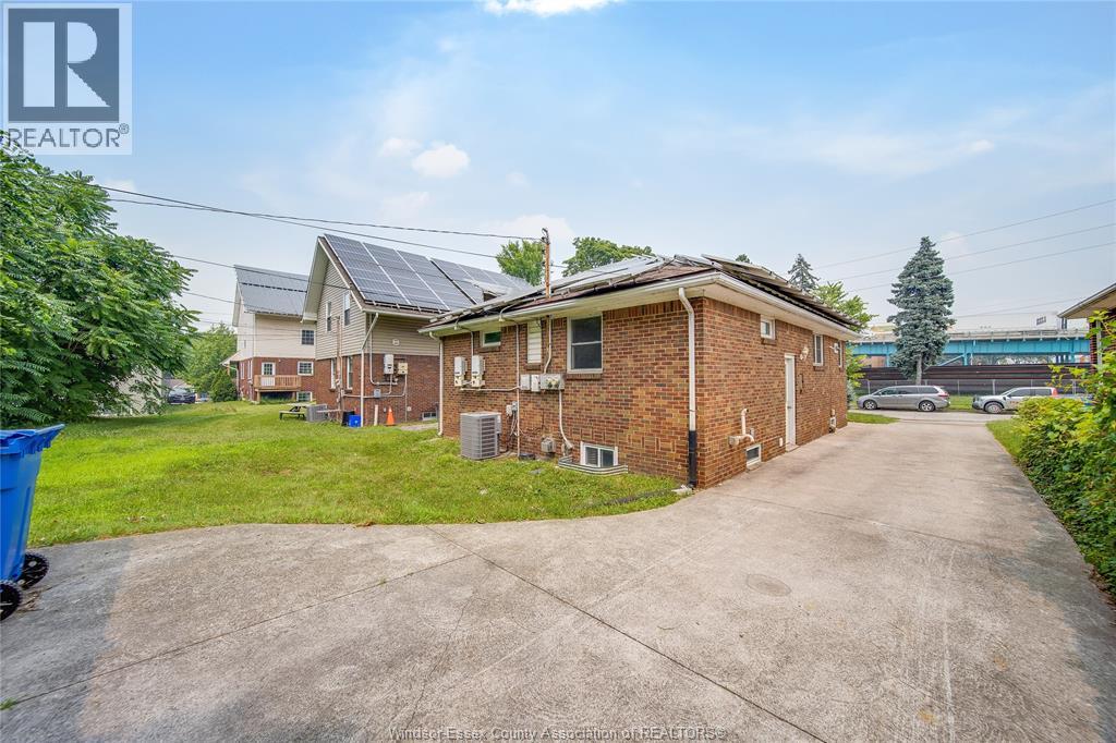 563 INDIAN ROAD - 39