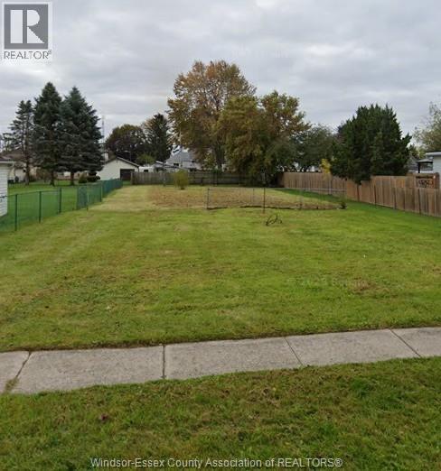 1123 Elgin, Wallaceburg — photo 3