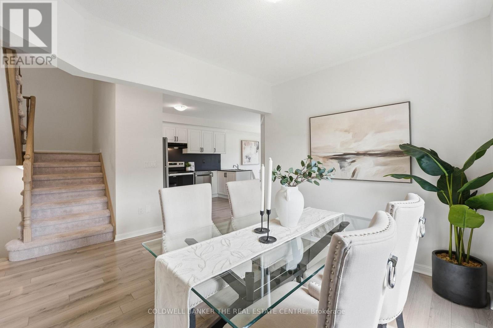 35 CLIFF THOMPSON COURT - 16