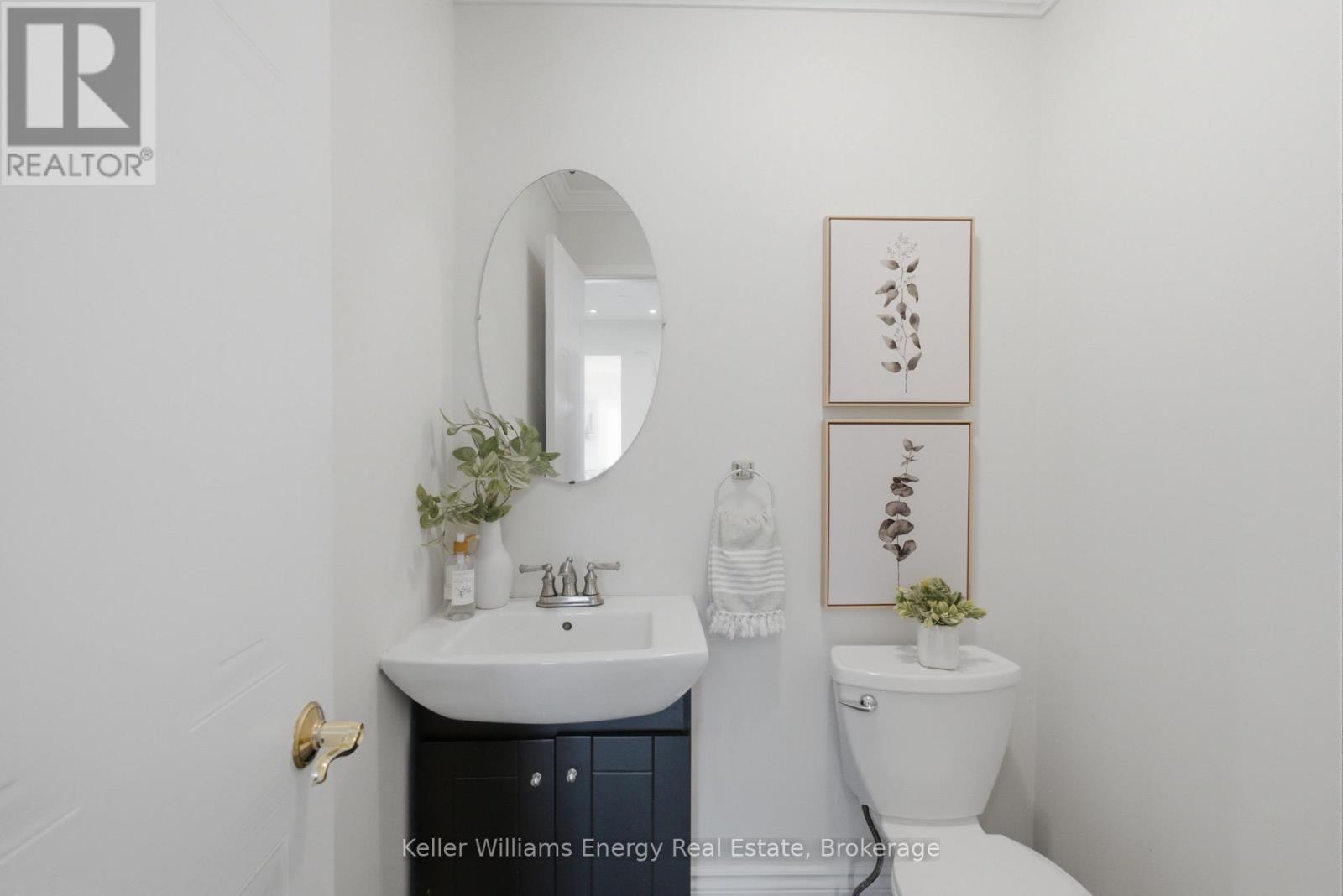 21 ROTHERGLEN ROAD N - 18