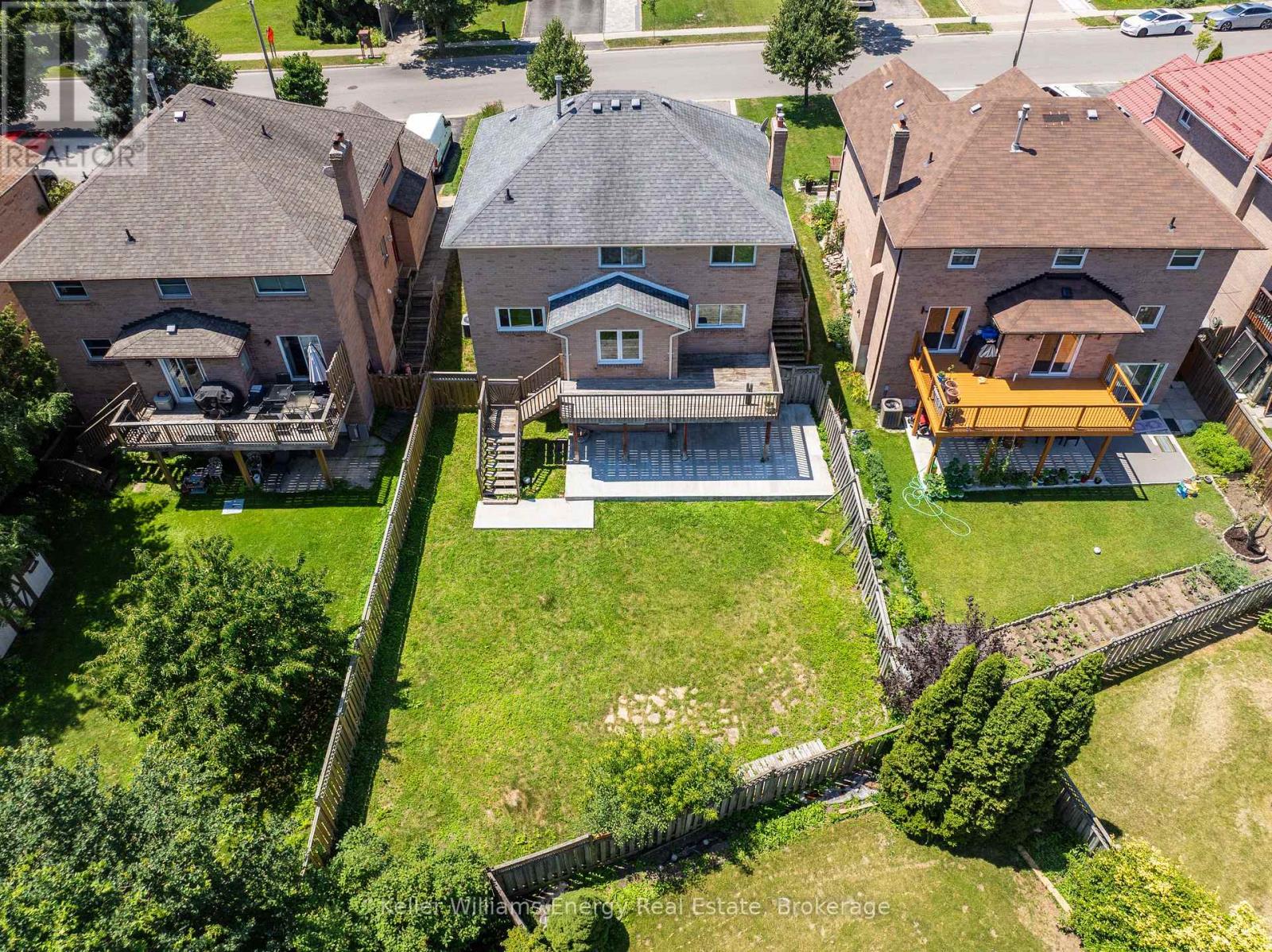 21 ROTHERGLEN ROAD N - 49