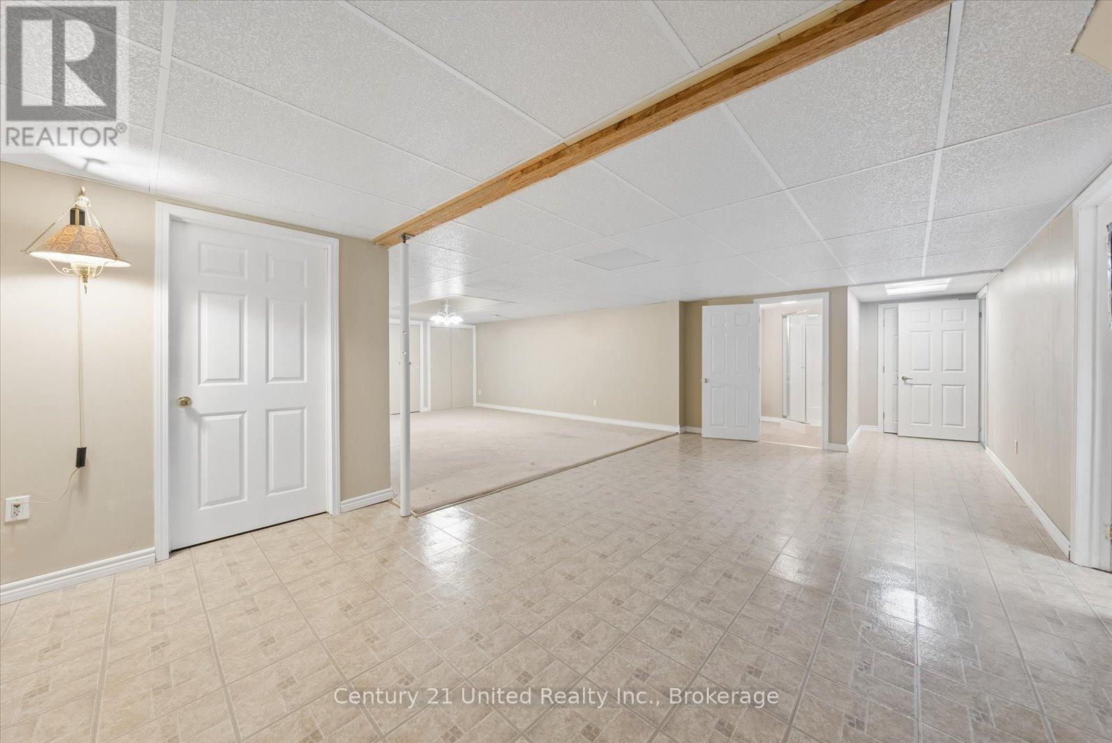 #11 1850 CHERRYHILL ROAD - 33