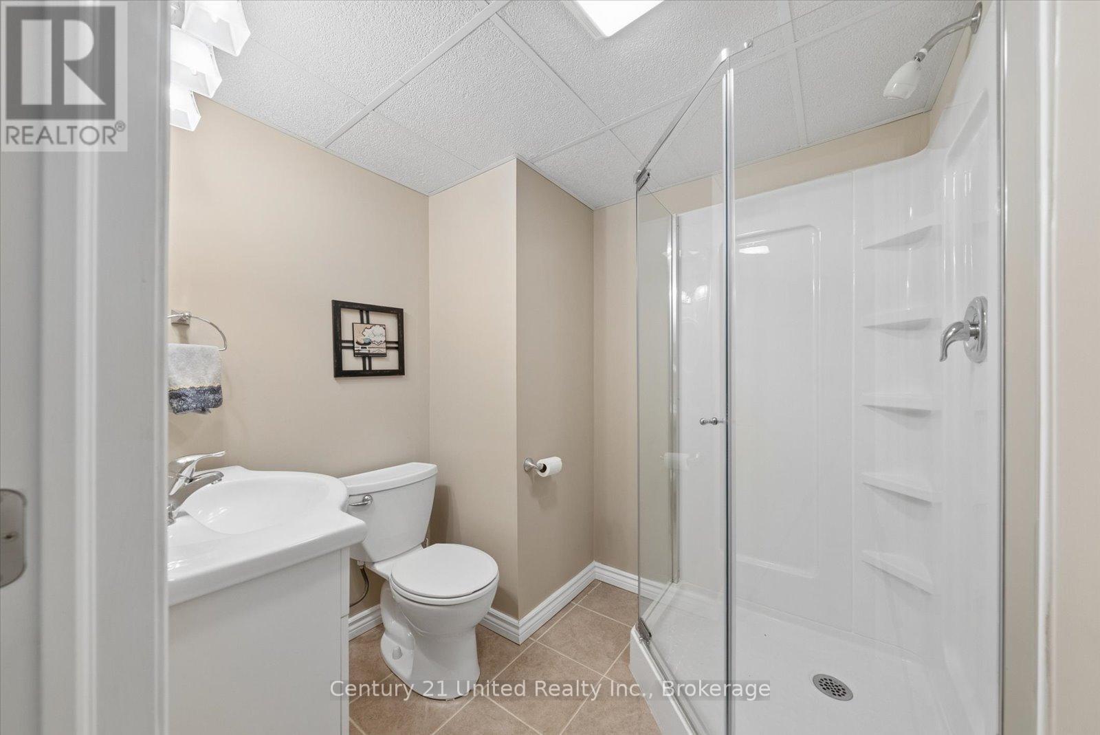#11 1850 CHERRYHILL ROAD - 36