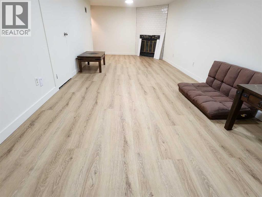7304 5 Street SW - 11