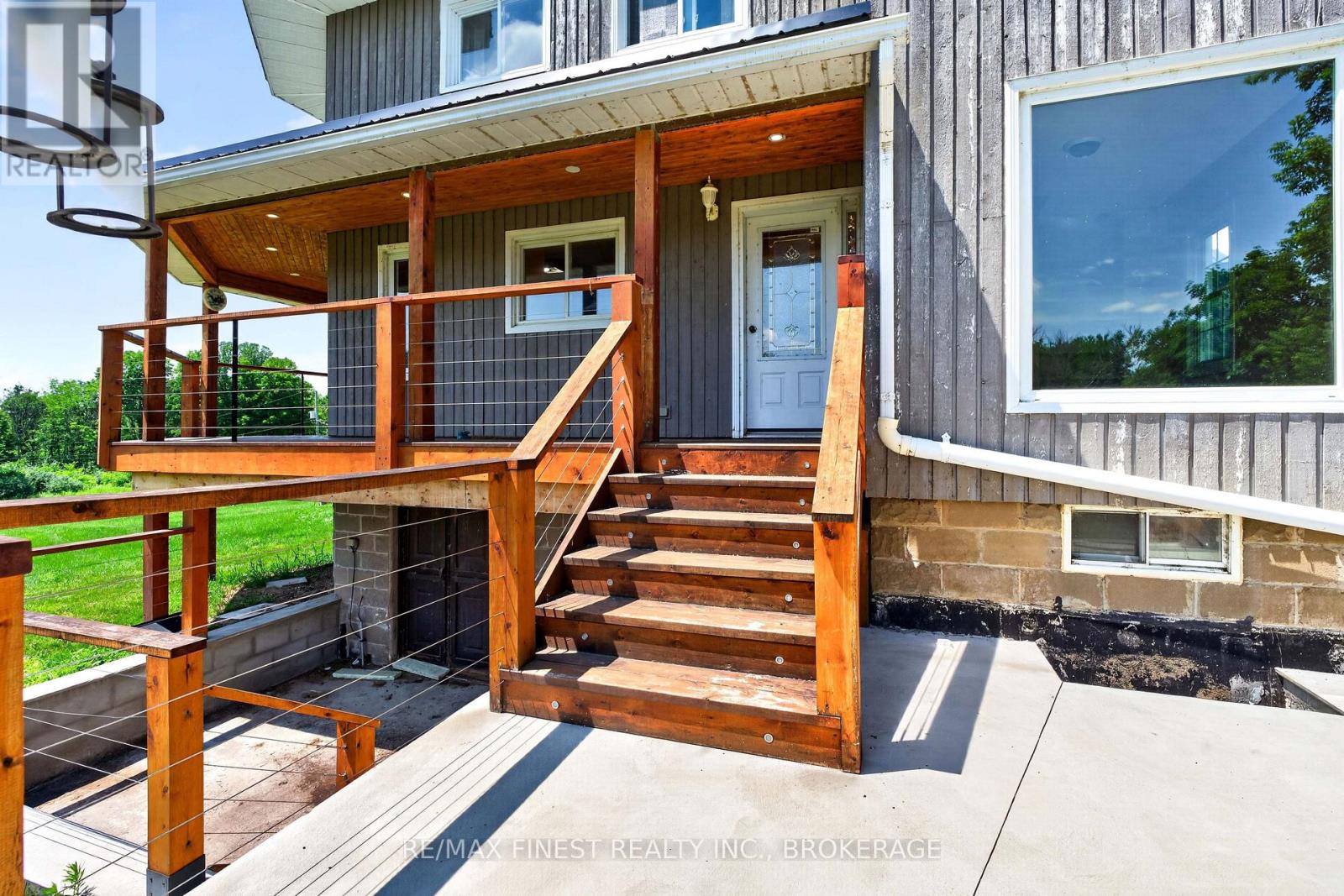 141 SILVER LAKE LANE 22 - Image 35