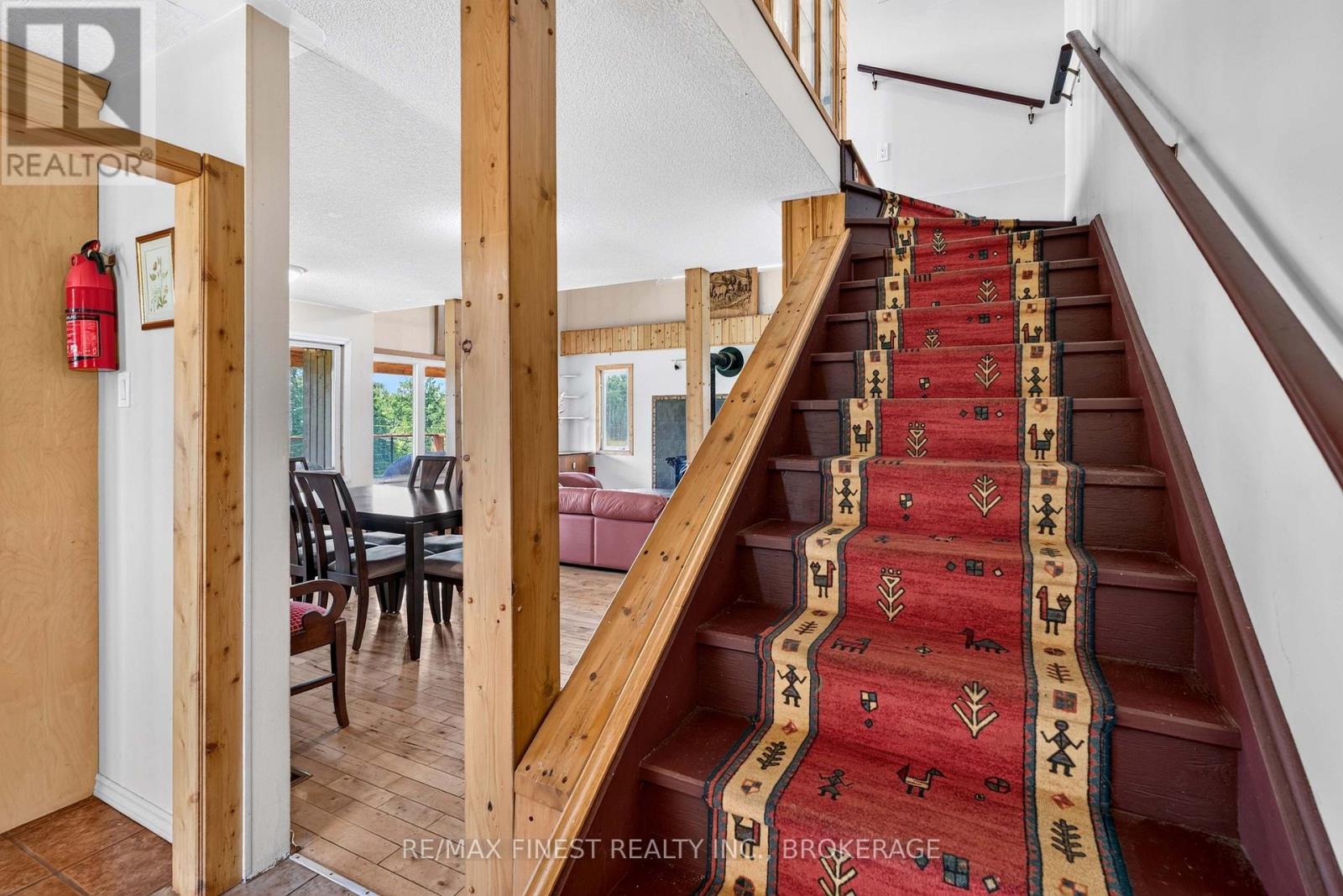 141 SILVER LAKE LANE 22 - Image 6
