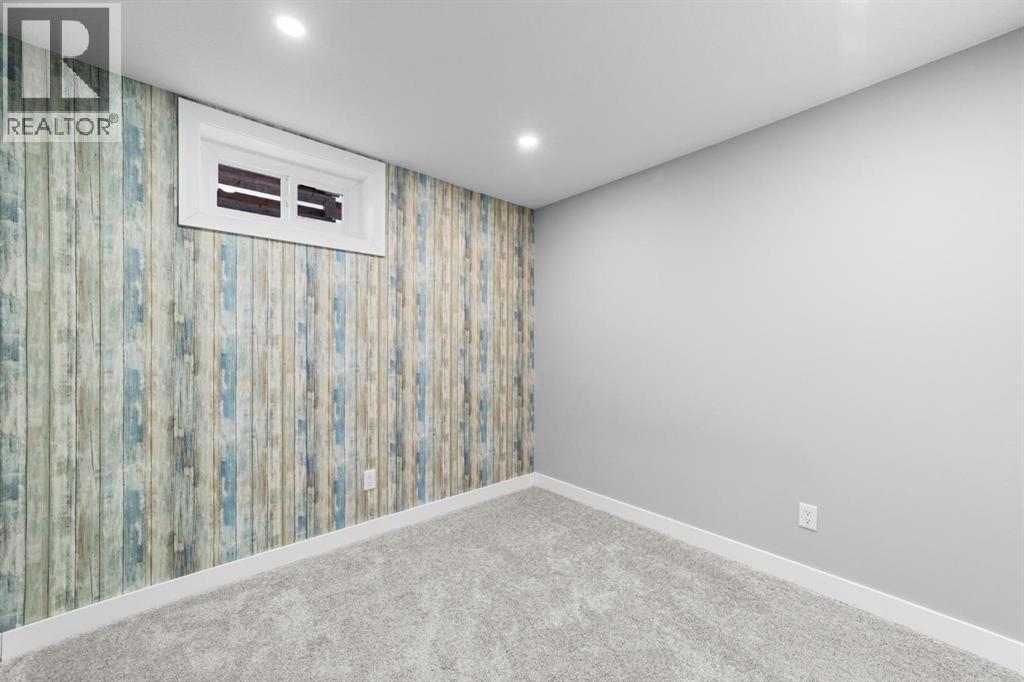 6306 44A Avenue - 19