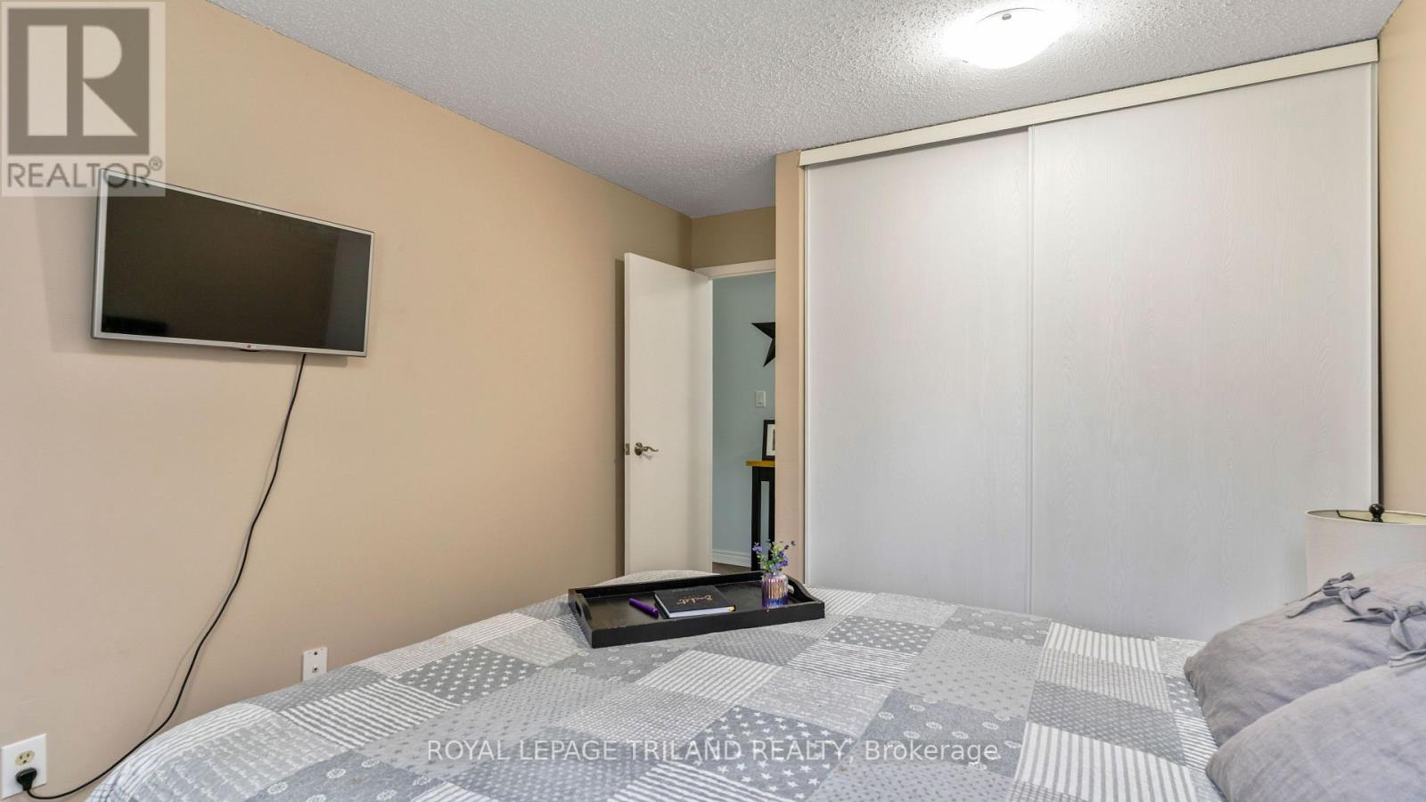 #116 735 DEVERON CRESCENT - 13