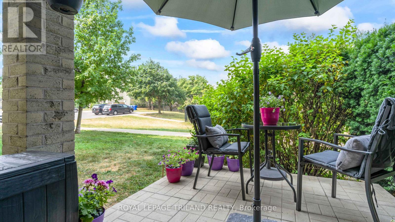 #116 735 DEVERON CRESCENT - 18