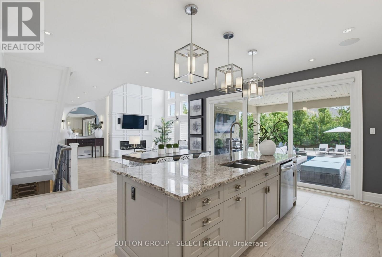 2303 WATERSIDE COURT - Image 13