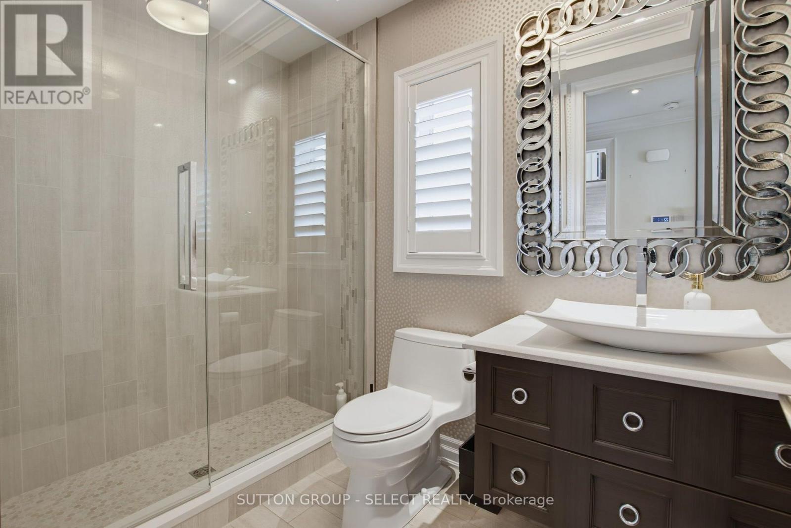 2303 WATERSIDE COURT - Image 18