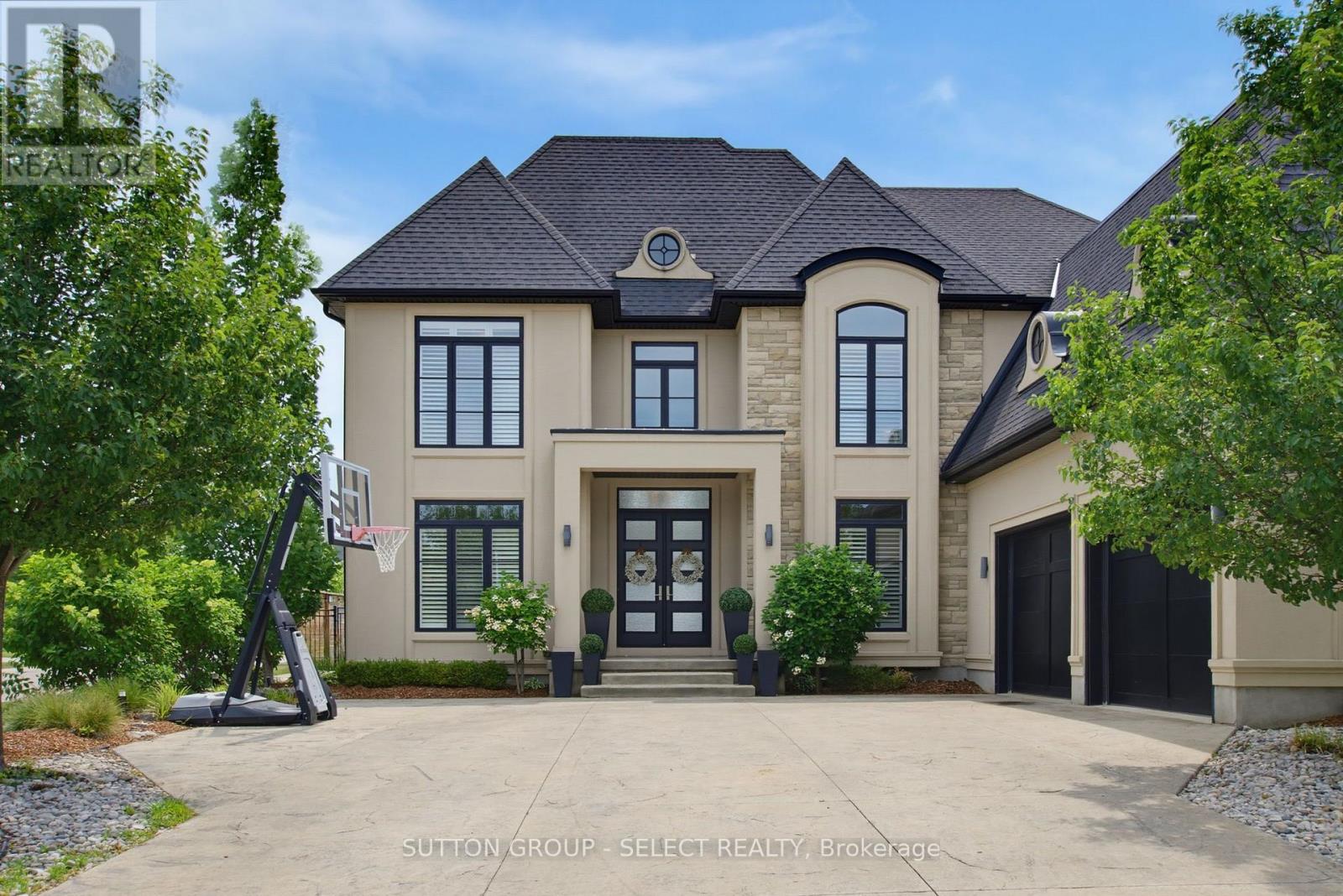 2303 WATERSIDE COURT - Image 2