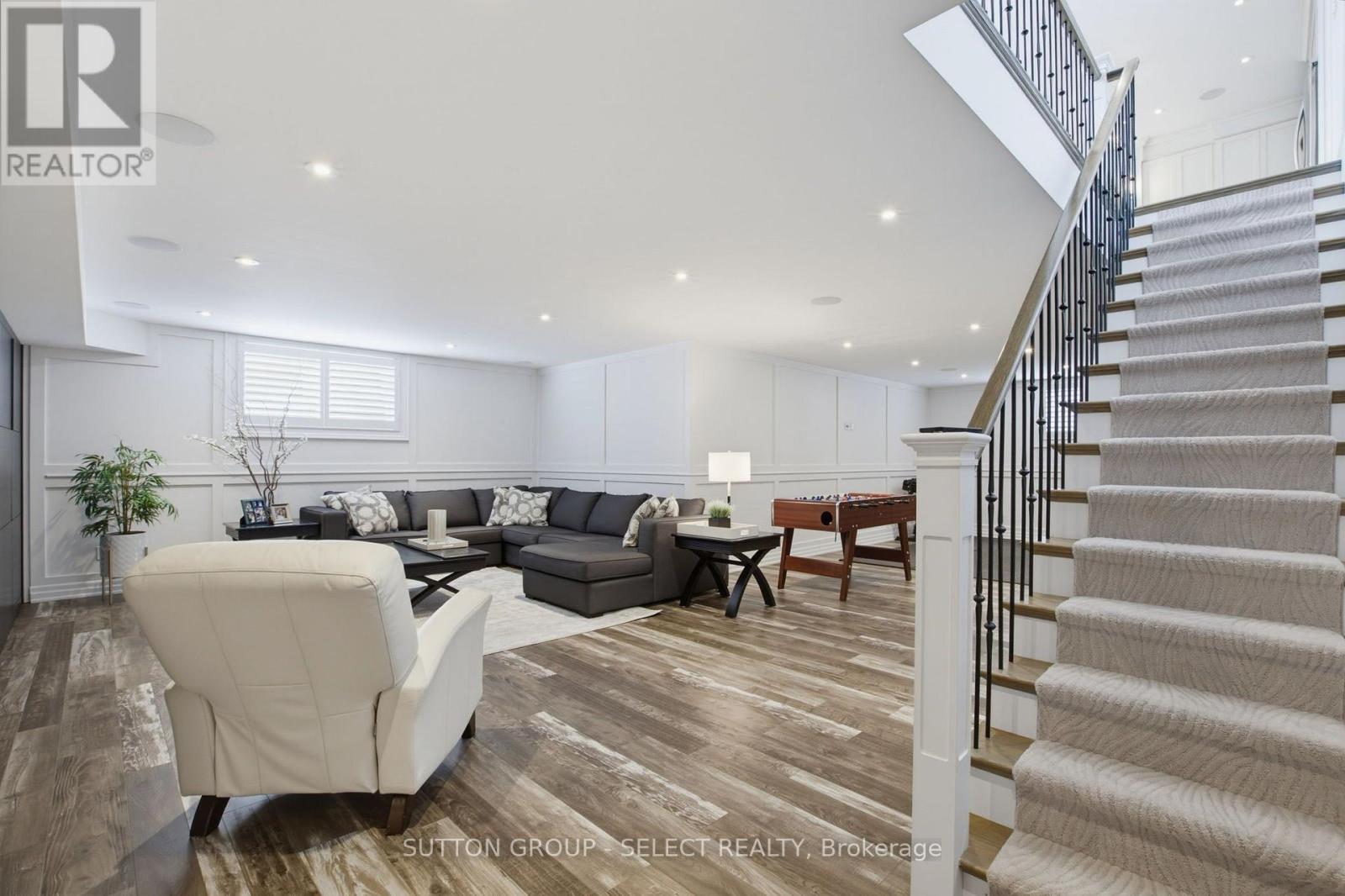 2303 WATERSIDE COURT - Image 33