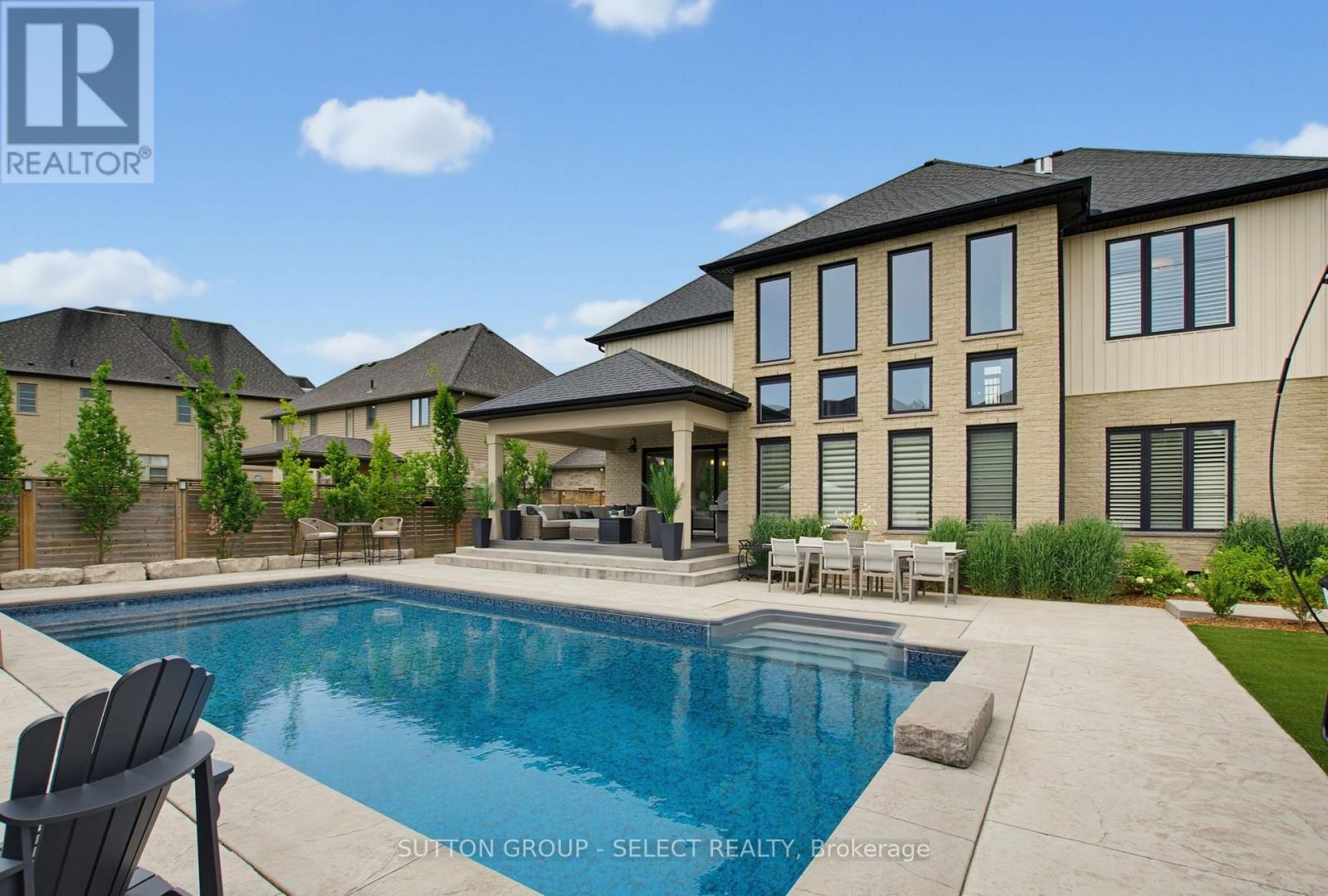 2303 WATERSIDE COURT - Image 44