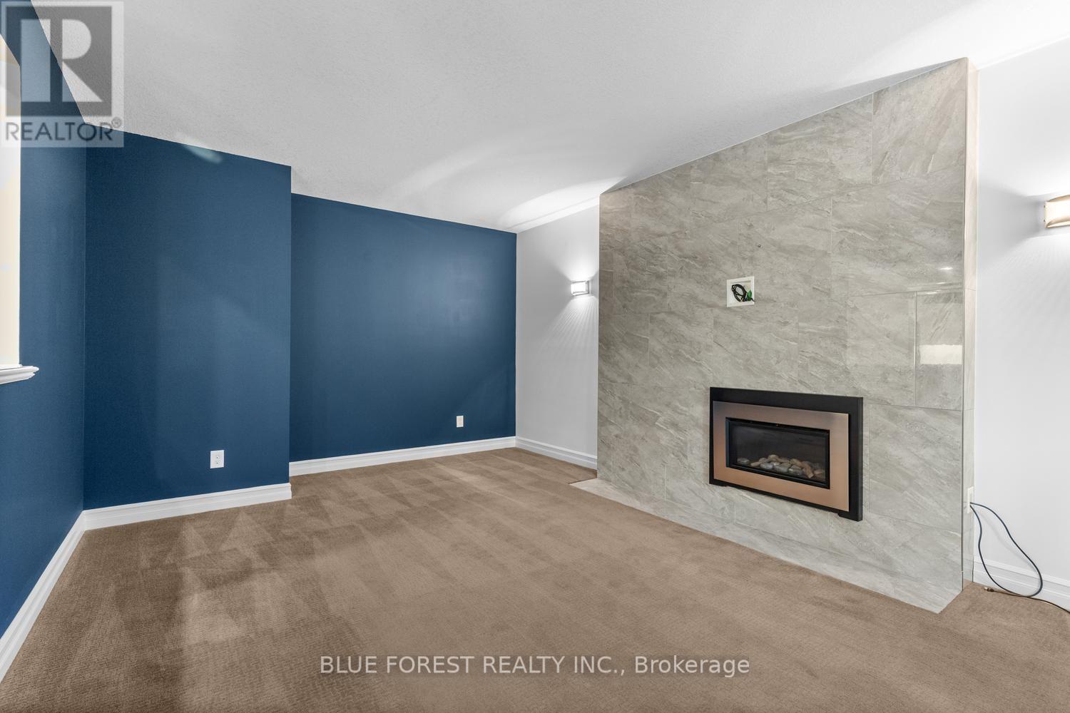 935 COUNTRY CLUB PLACE - Image 15