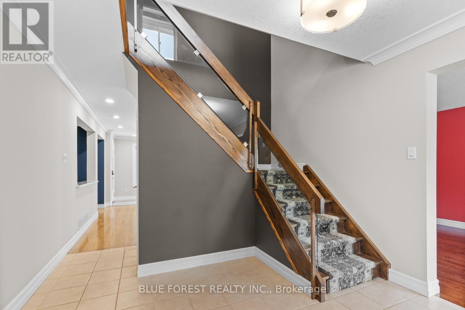 935 COUNTRY CLUB PLACE - Image 22