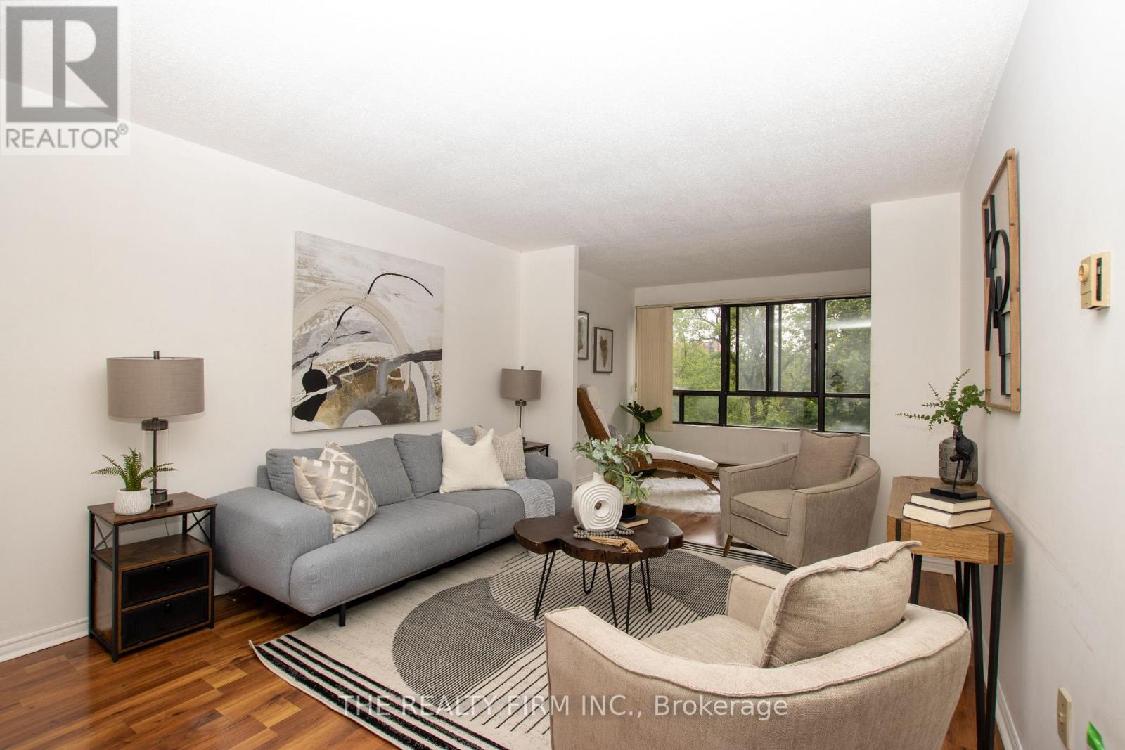 #403 135 BASELINE ROAD W - 11