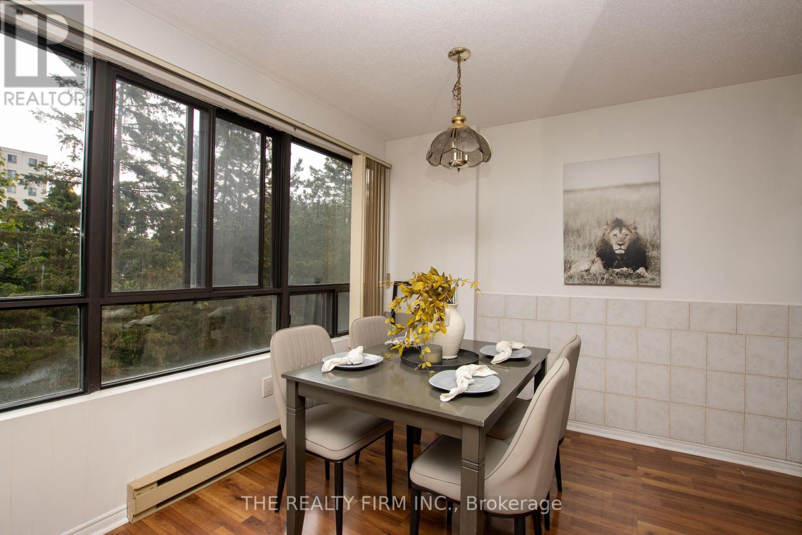 #403 135 BASELINE ROAD W - 15