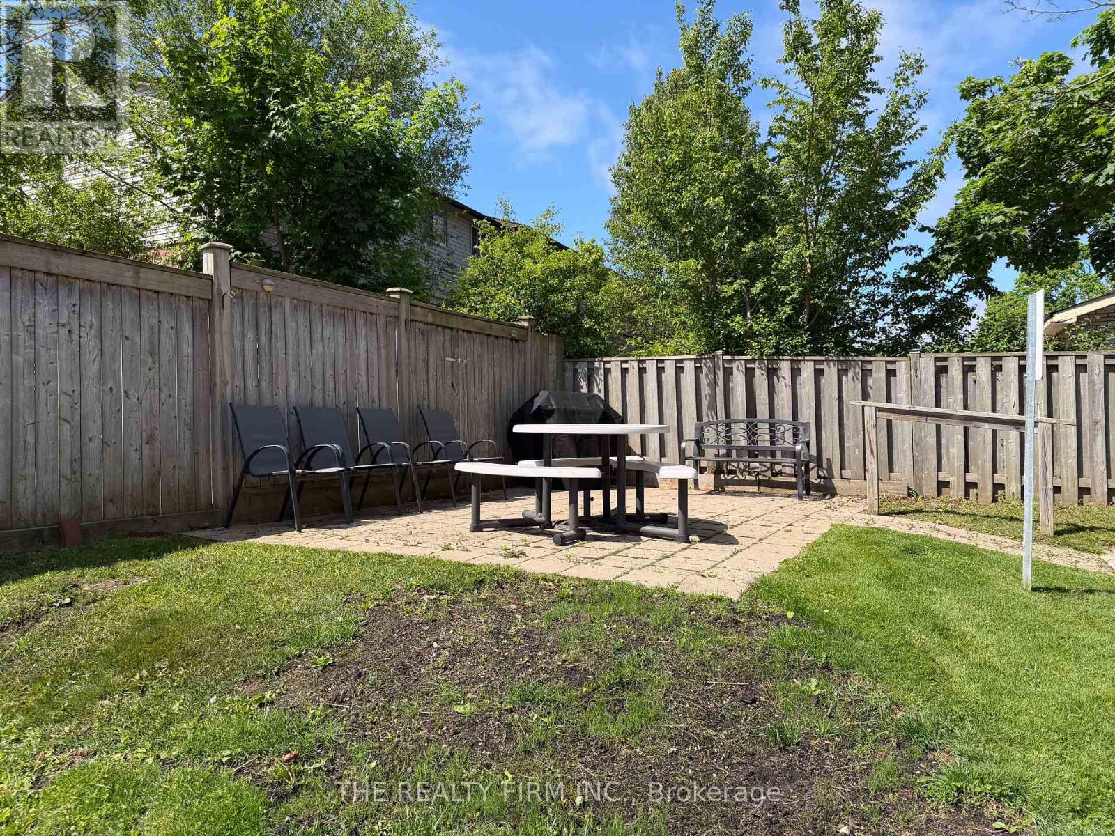 #403 135 BASELINE ROAD W - 26