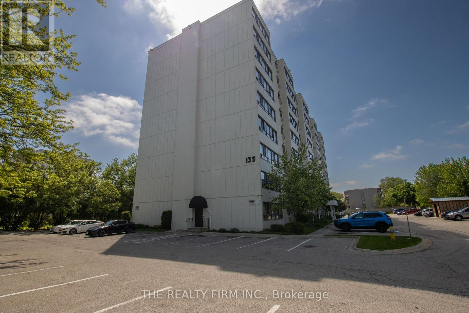 #403 135 BASELINE ROAD W - 30
