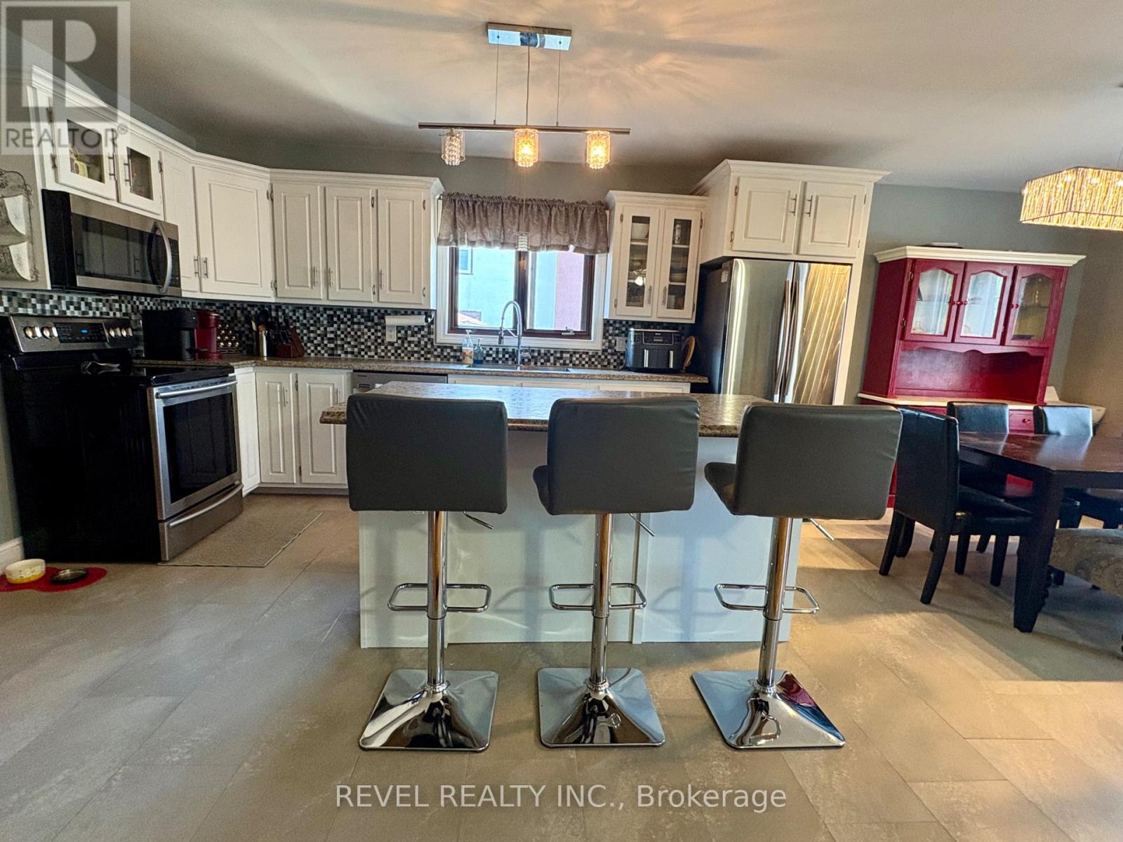 226 SECOND AVENUE - 10