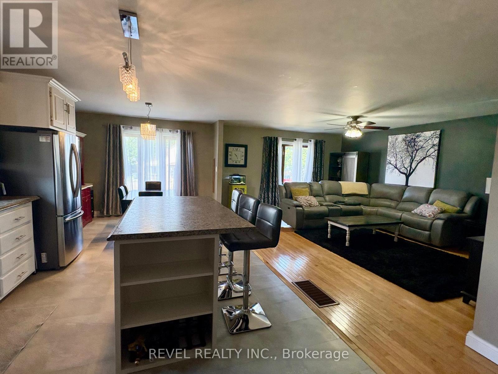 226 SECOND AVENUE - 12