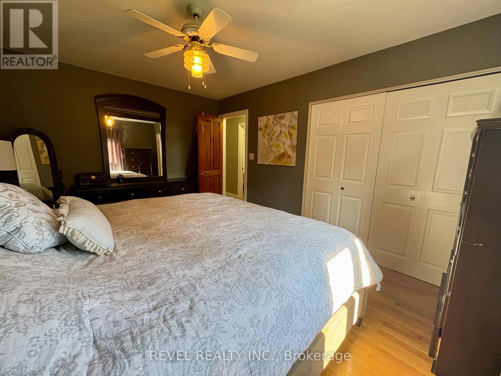 226 SECOND AVENUE - 22
