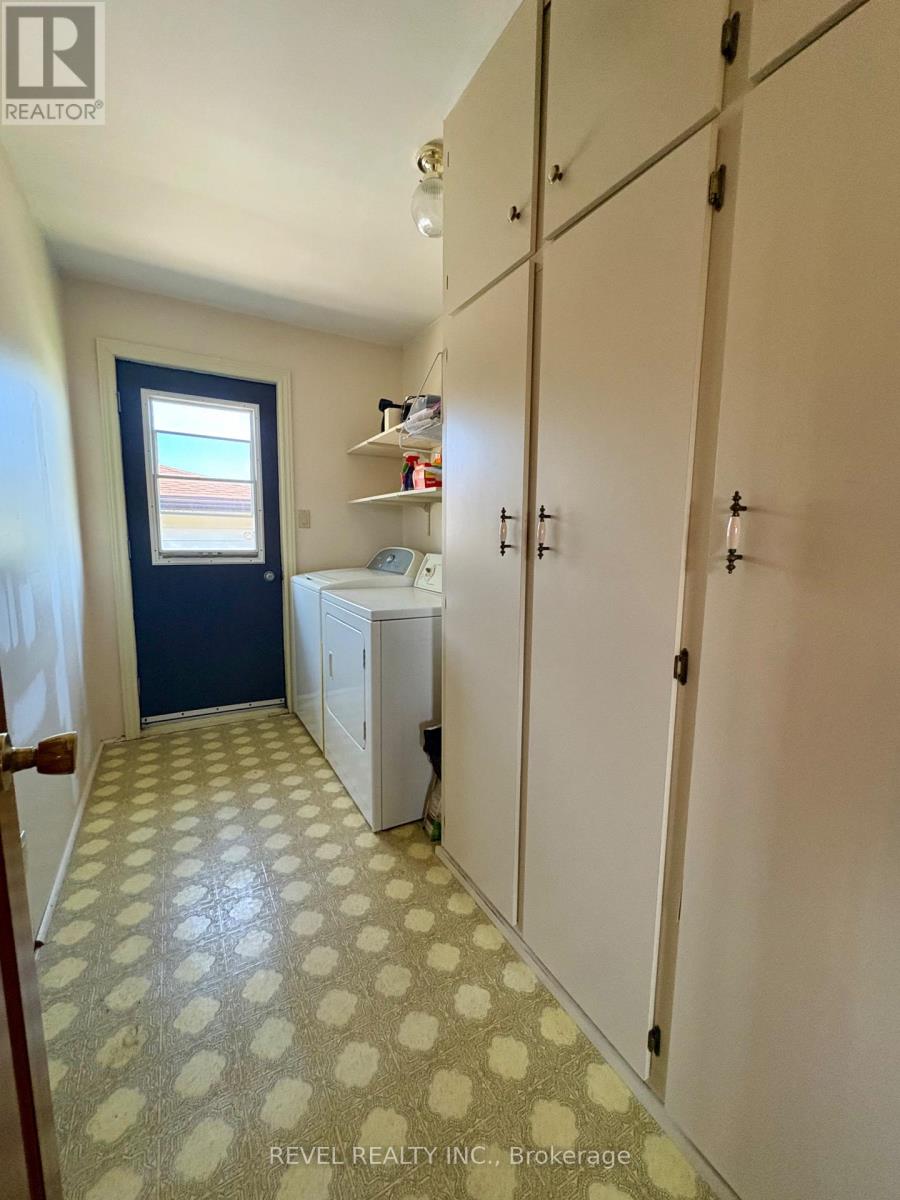 226 SECOND AVENUE - 23